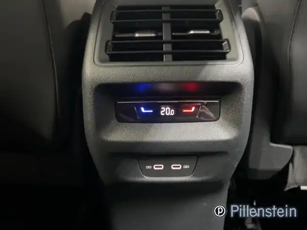 VW TAYRON (14/19)
