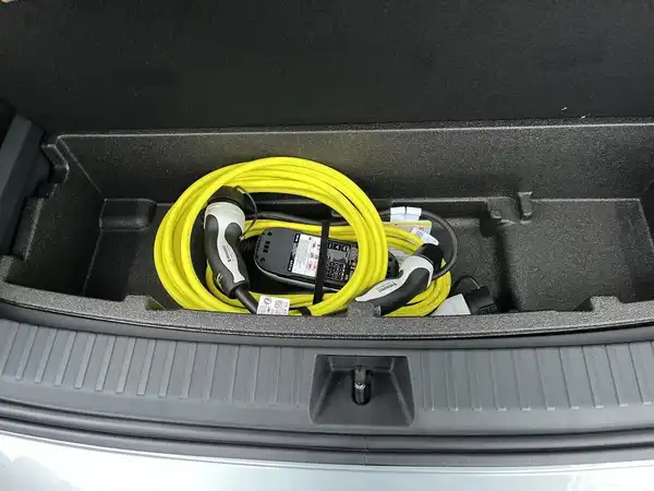 VW TAYRON (14/21)