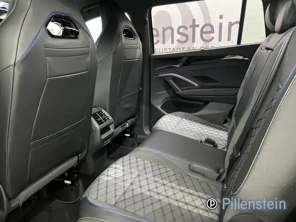 VW TAYRON (14/15)