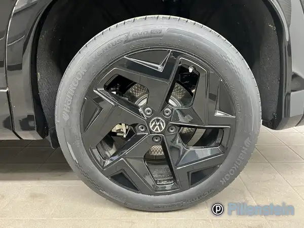 VW TAYRON (14/14)