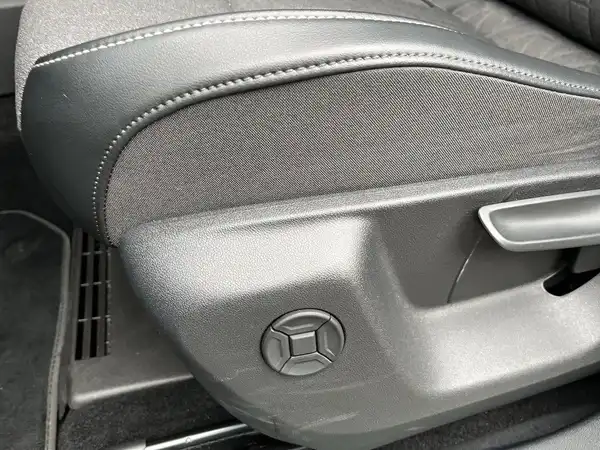 VW TAYRON (17/22)