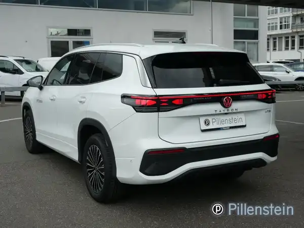 VW TAYRON (2/10)