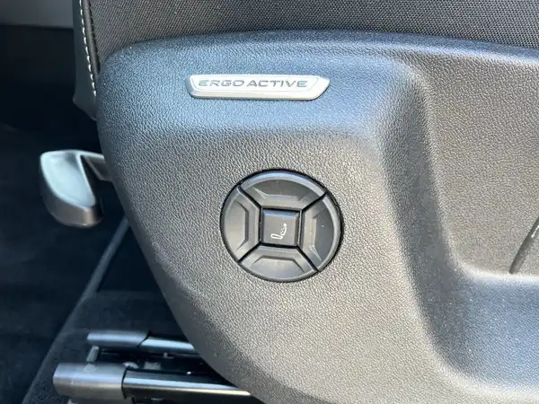 VW TAYRON (18/21)