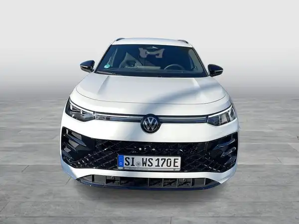 VW TAYRON (8/21)