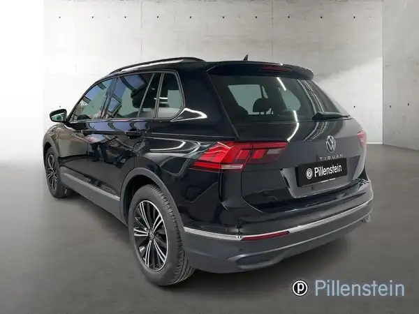 VW TIGUAN (3/16)