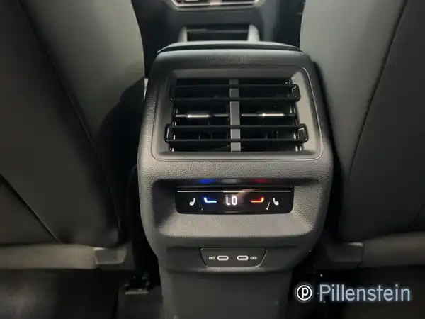 VW TIGUAN (15/16)