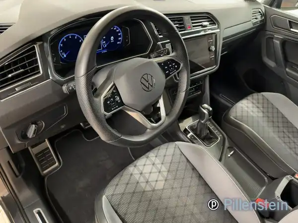 VW TIGUAN (9/17)