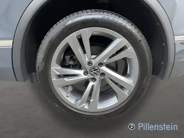 VW TIGUAN (4/6)