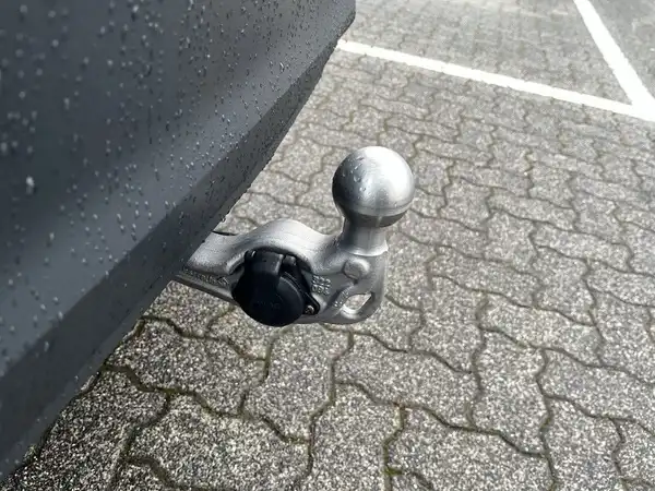 VW TIGUAN (14/17)