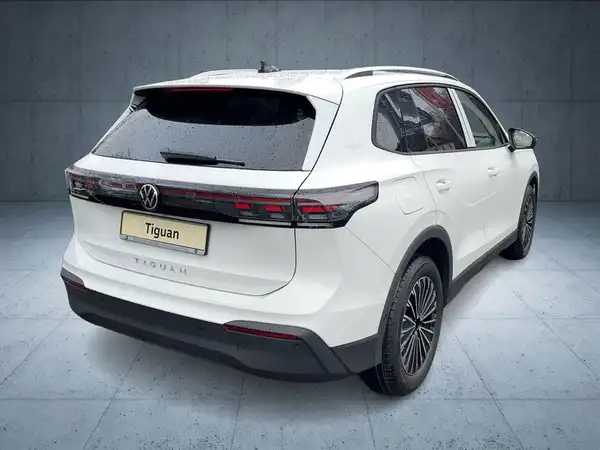 VW TIGUAN (5/17)