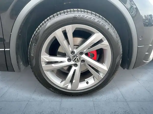 VW TIGUAN (8/22)