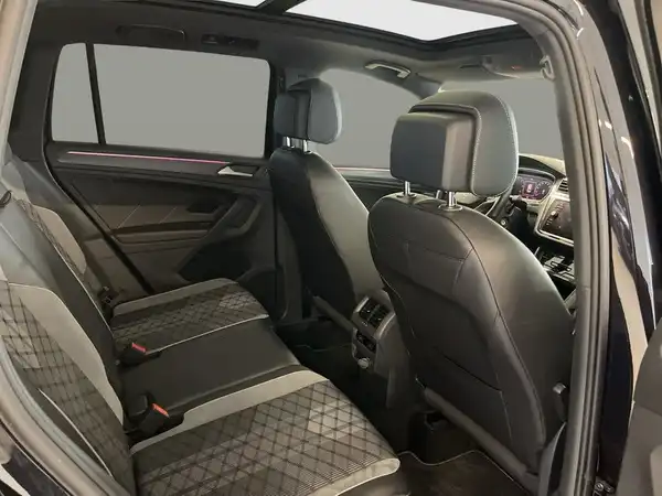 VW TIGUAN (12/17)