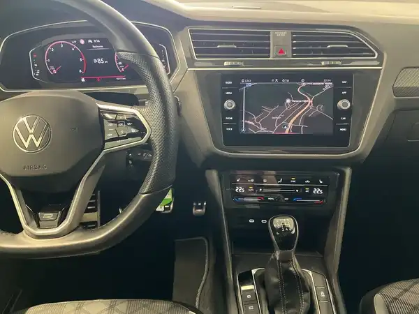 VW TIGUAN (16/17)