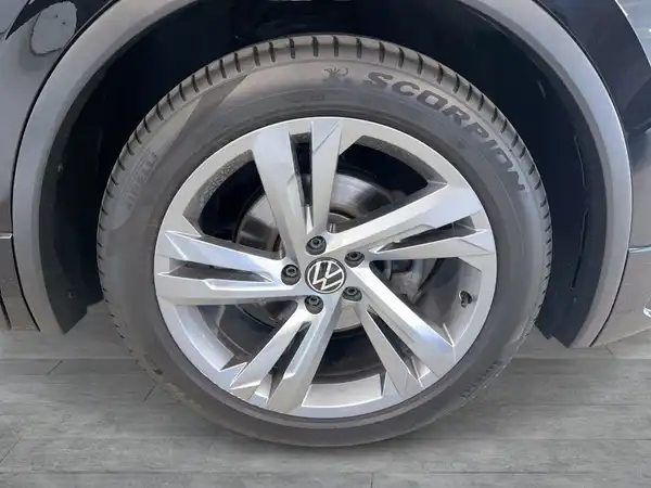 VW TIGUAN (7/17)