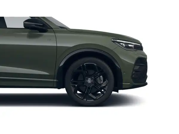 VW TIGUAN (3/10)