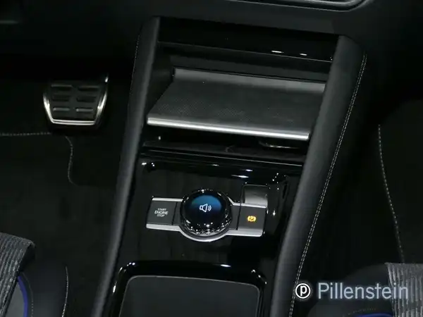 VW TIGUAN (8/11)