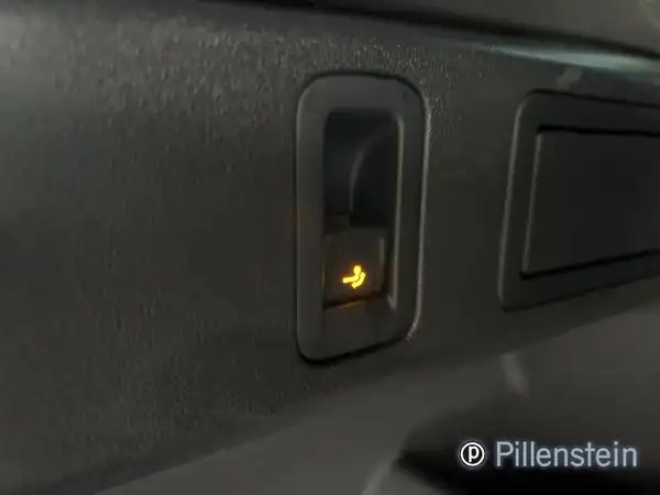 VW TIGUAN (15/19)