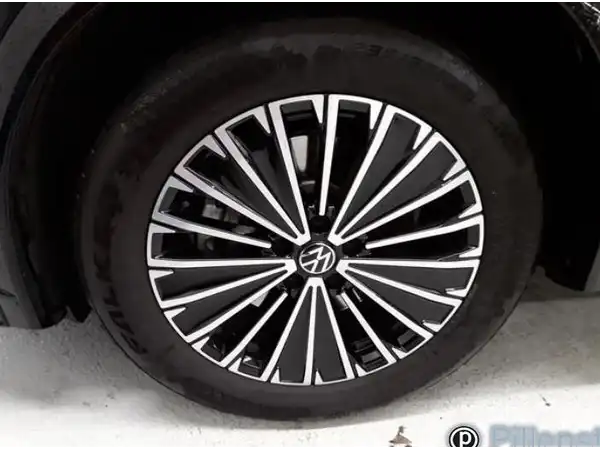 VW TIGUAN (5/10)