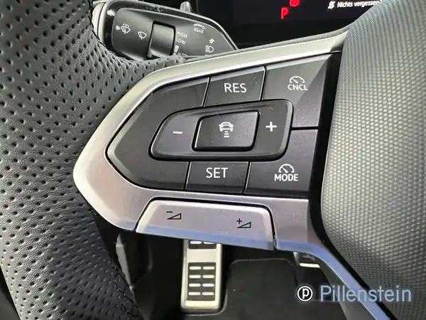 VW TIGUAN (8/14)