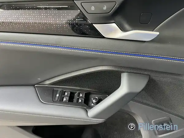 VW TIGUAN (9/14)