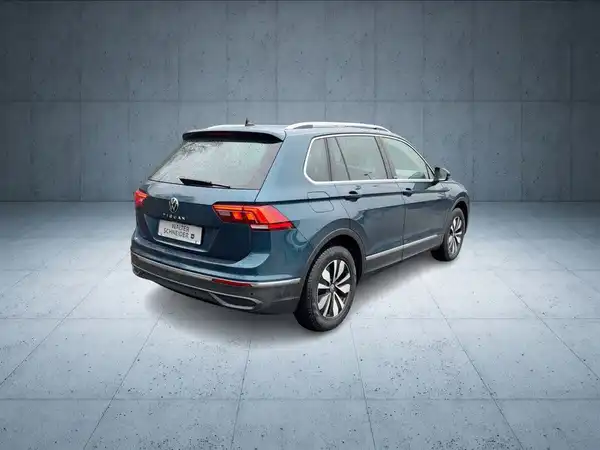 VW TIGUAN (6/20)