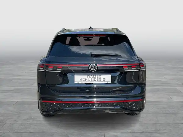VW TIGUAN (4/18)