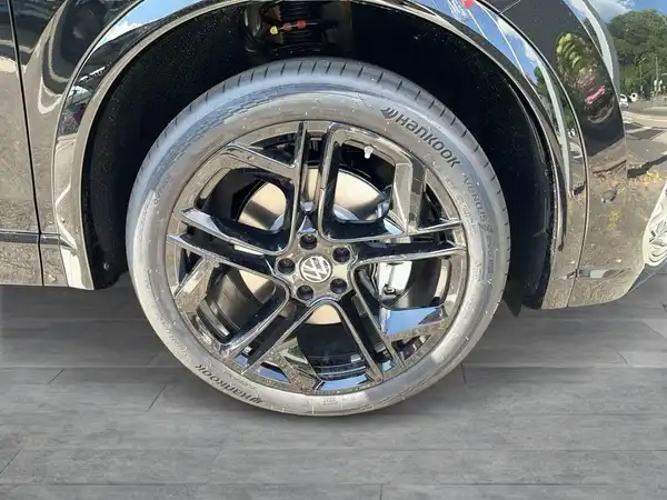 VW TIGUAN (7/18)