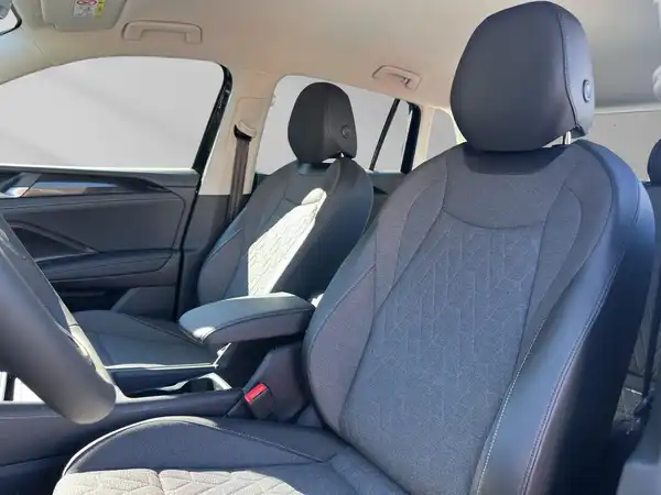 VW TIGUAN (11/18)