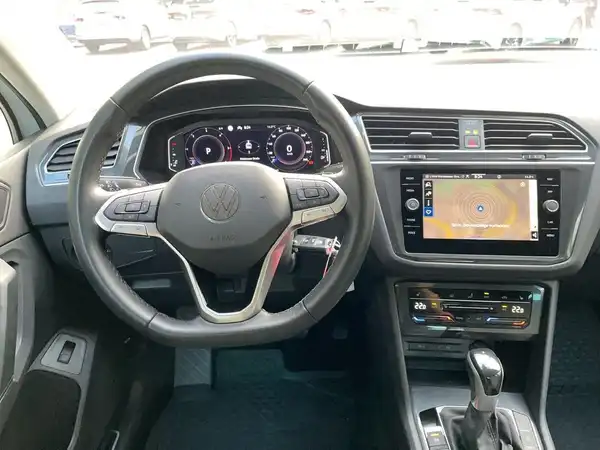 VW TIGUAN (11/21)