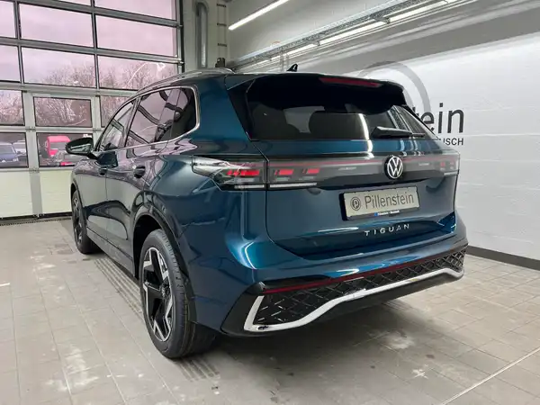 VW TIGUAN (2/15)