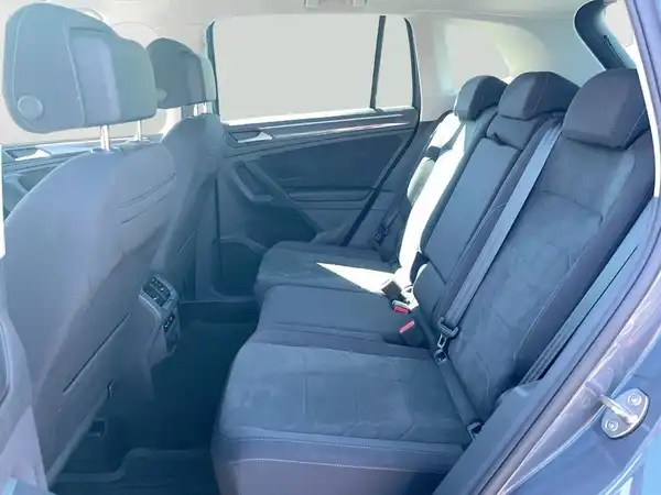 VW TIGUAN (14/15)