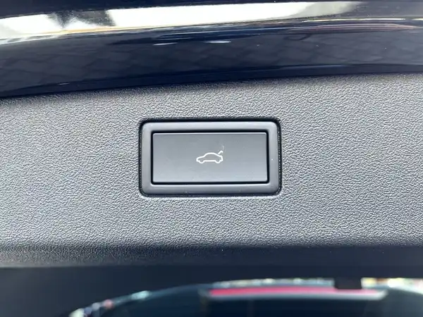 VW TIGUAN (15/20)