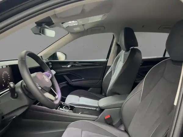 VW TIGUAN (4/15)