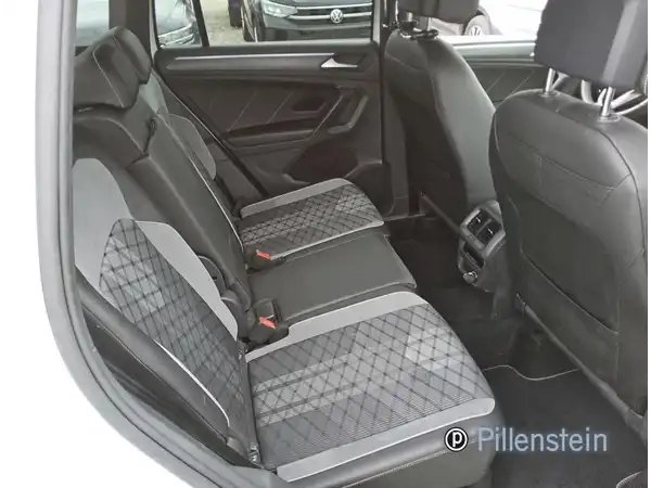 VW TIGUAN (7/8)