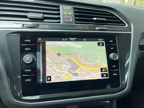 VW TIGUAN (20/22)