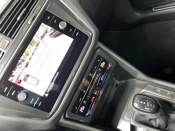 VW TIGUAN (21/22)