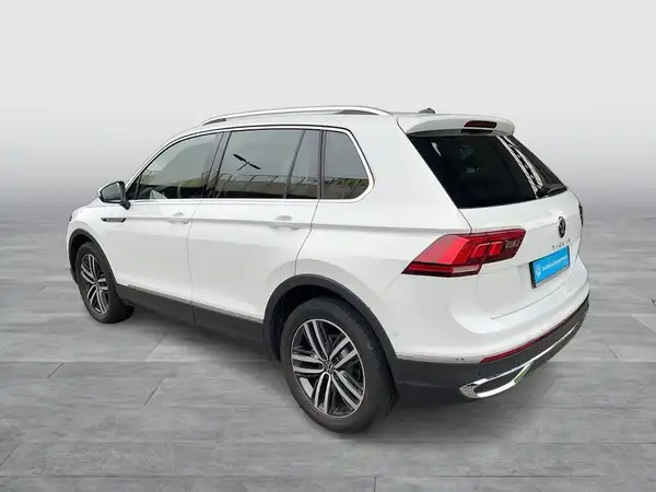 VW TIGUAN (4/22)