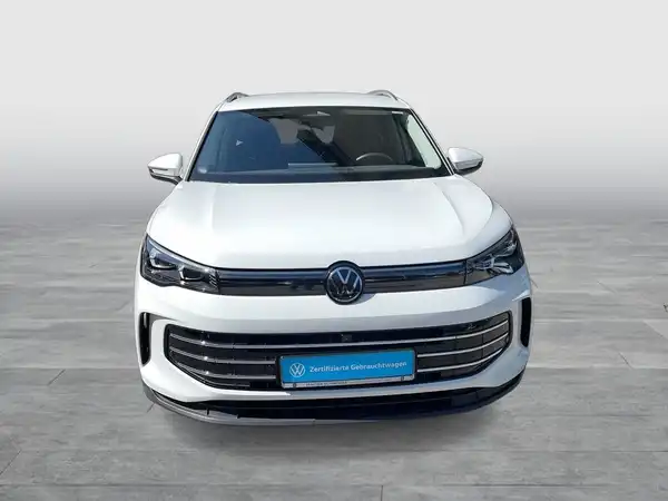 VW TIGUAN (9/22)