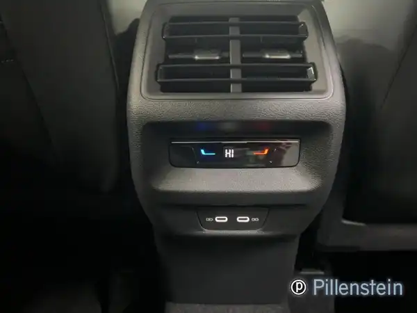 VW TIGUAN (10/19)