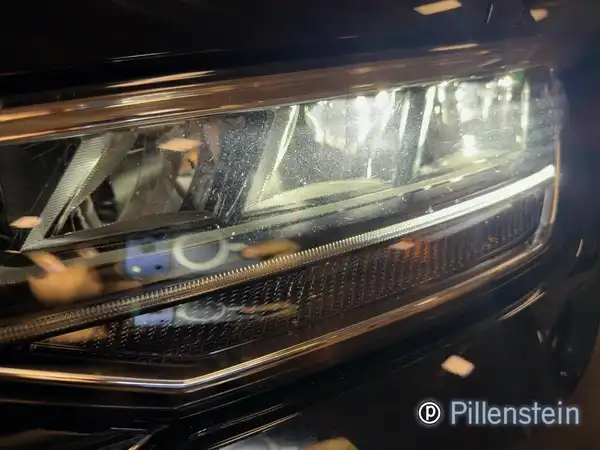 VW TIGUAN (15/17)