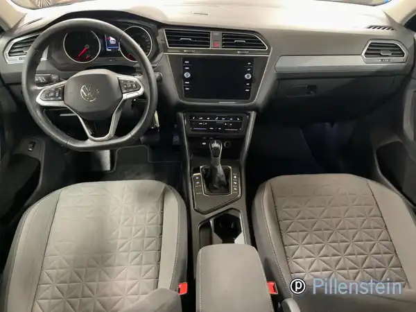 VW TIGUAN (8/17)