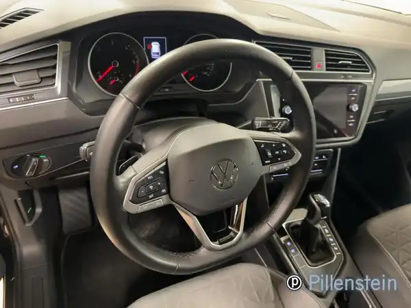 VW TIGUAN (9/17)