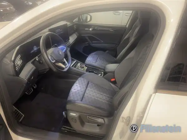 VW TIGUAN (9/10)