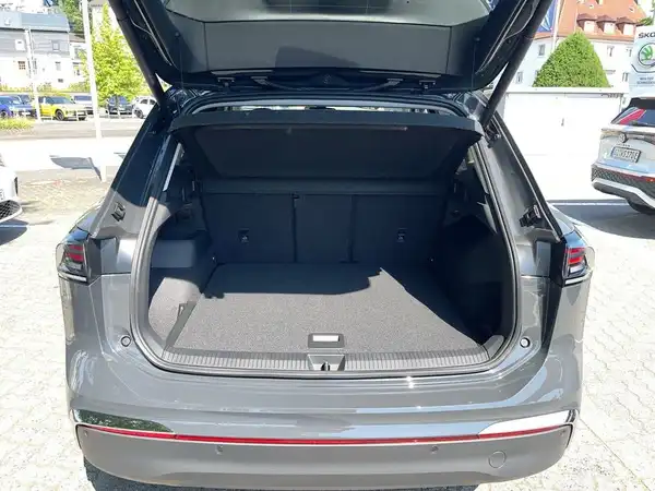 VW TIGUAN (13/16)