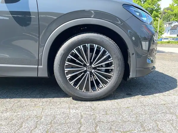 VW TIGUAN (7/16)