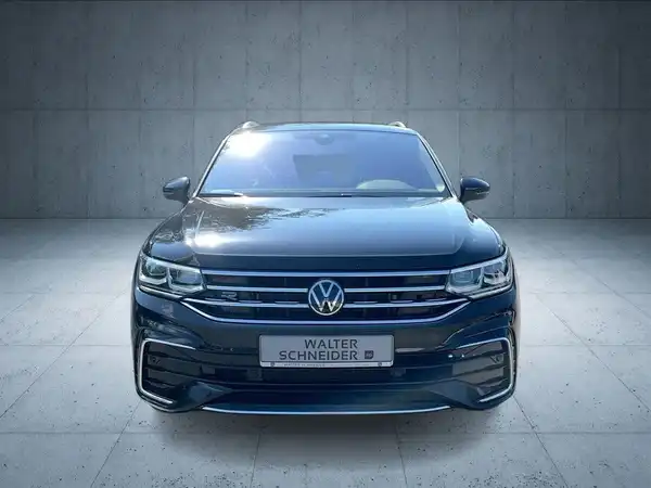VW TIGUAN (9/18)