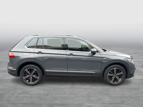 VW TIGUAN (7/16)