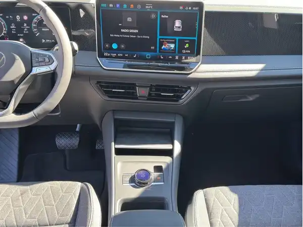 VW TIGUAN (14/18)