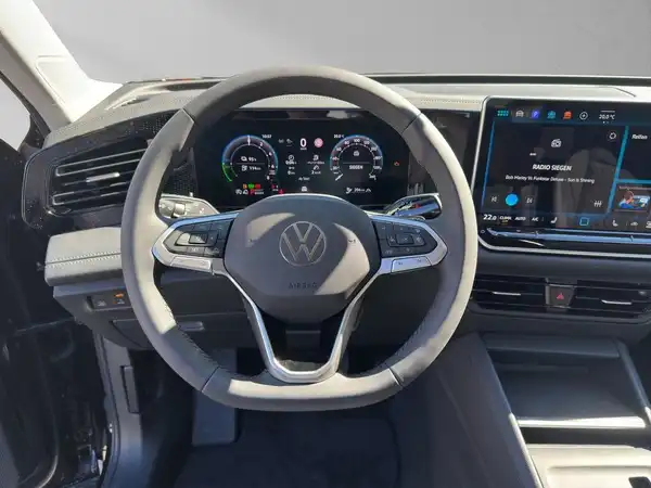 VW TIGUAN (9/18)