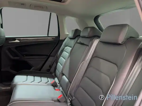 VW TIGUAN (15/16)